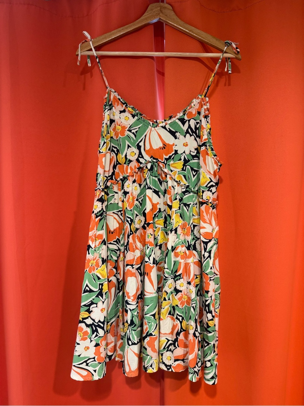 Floral Tie-Strap Swing Dress in Orange, Yellow, and Green in size XL